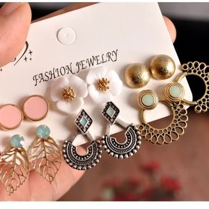 stud earrings